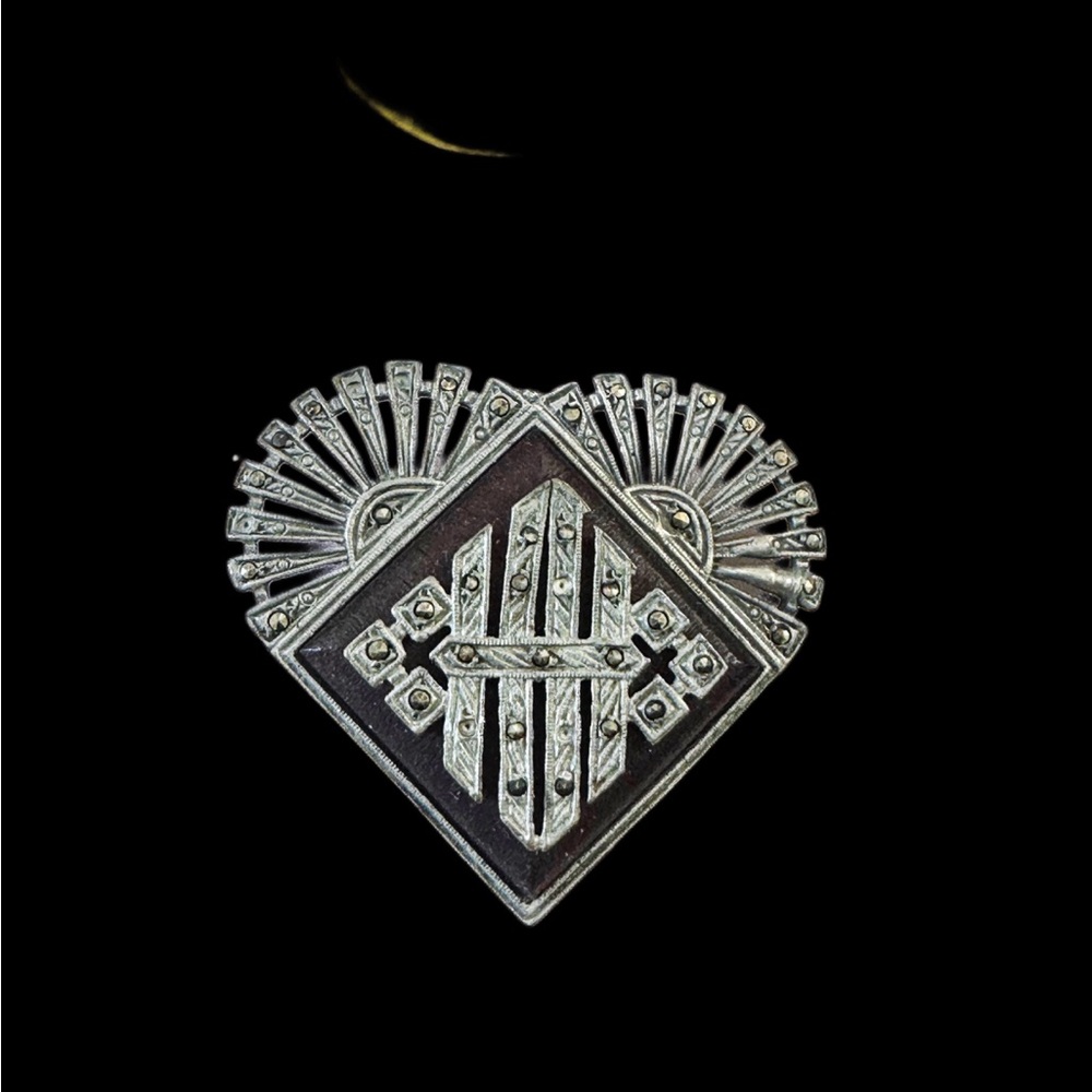 Vintage MASTERCRAFT Wood & Marcasite Heart Brooch